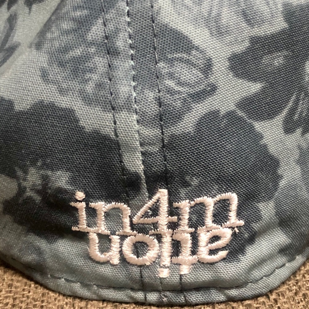 In4mation Royal Hawaiian Fitted